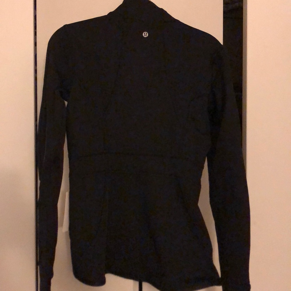 Lululemon jacket - Picture 3 of 3